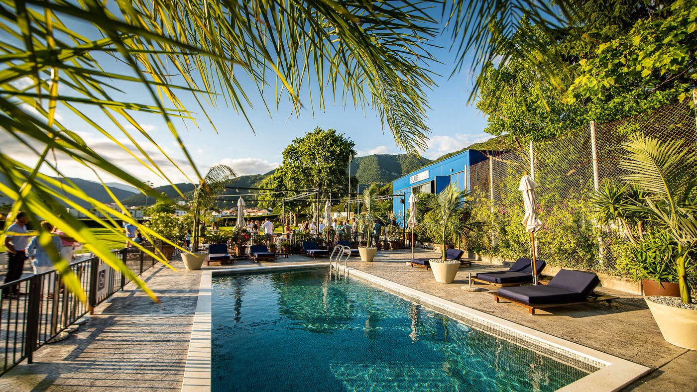 Swimming pool at the blue room