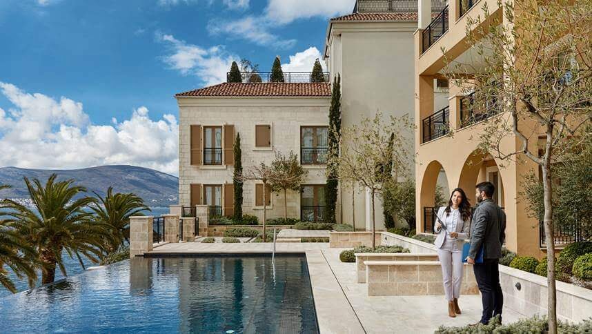 Luxury waterfront real estate