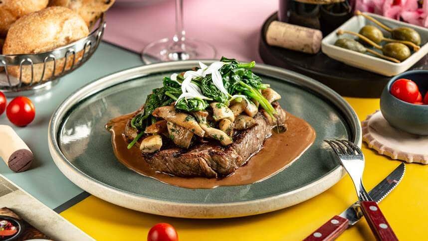 Steak with vegetables