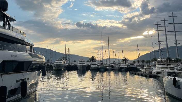 Sea sky and yachts marina